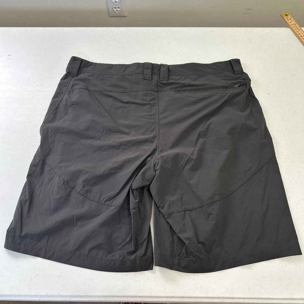 The North Face Mens Hiking Shorts Gray Nylon Stretch Size 38 Regular